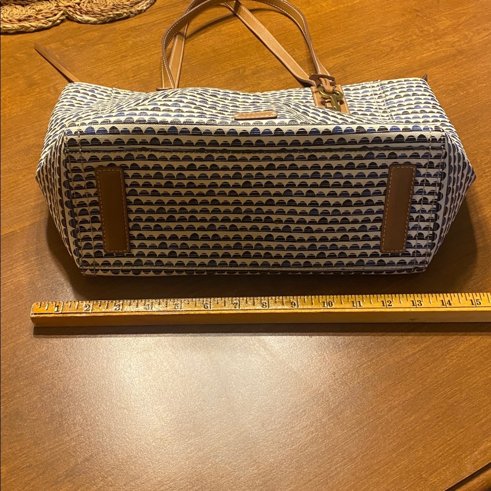 Fossil Emma Tote Bag - Picture 4 of 8